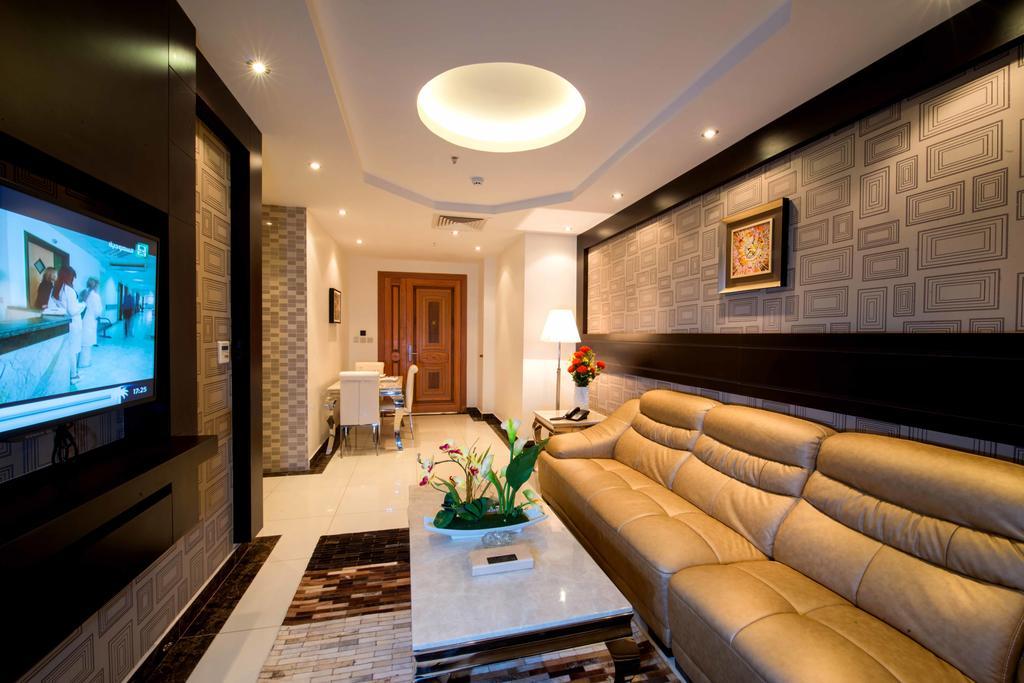 Al Yamama Palace Hotel Suites Riade Quarto foto