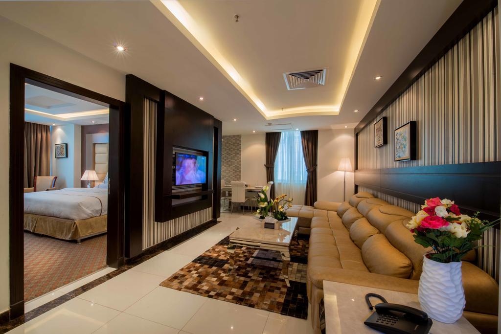 Al Yamama Palace Hotel Suites Riade Exterior foto