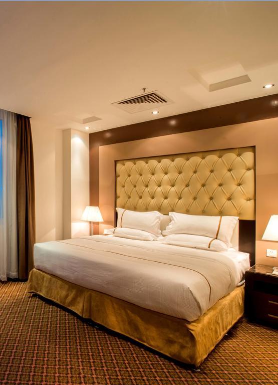 Al Yamama Palace Hotel Suites Riade Exterior foto