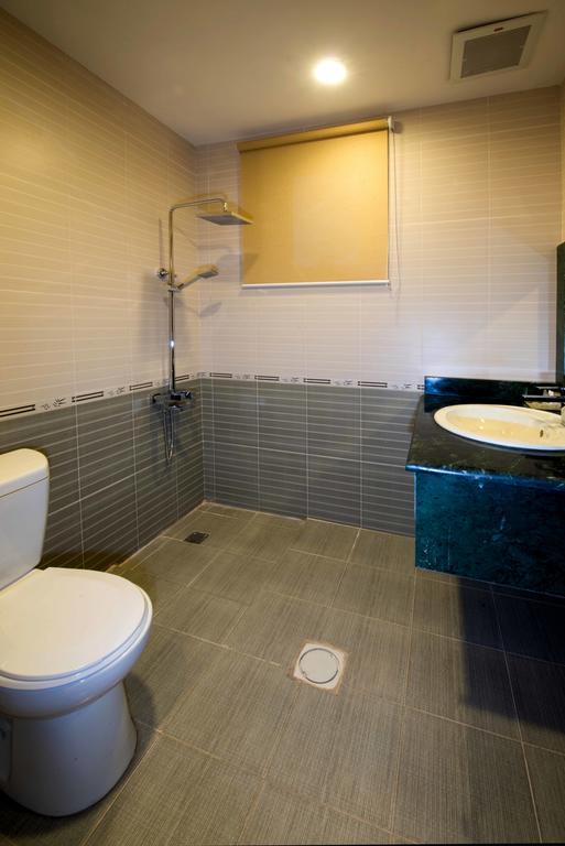 Al Yamama Palace Hotel Suites Riade Quarto foto