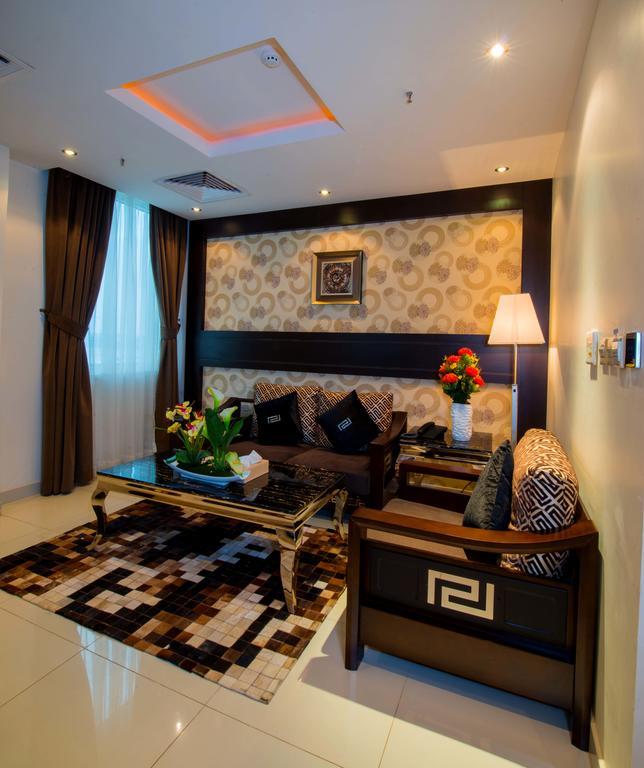 Al Yamama Palace Hotel Suites Riade Quarto foto