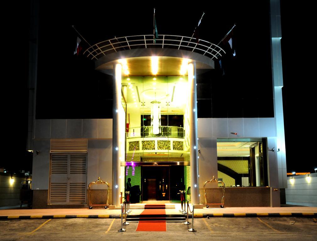 Al Yamama Palace Hotel Suites Riade Exterior foto