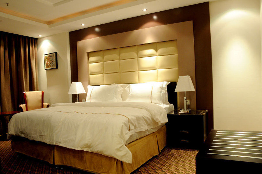 Al Yamama Palace Hotel Suites Riade Exterior foto